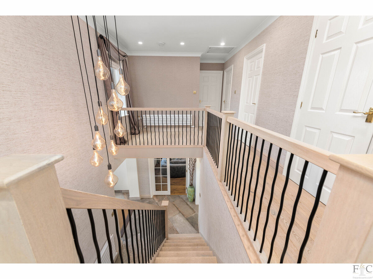 Detached House for sale with 5 bedrooms, Welford Road, South Kilworth