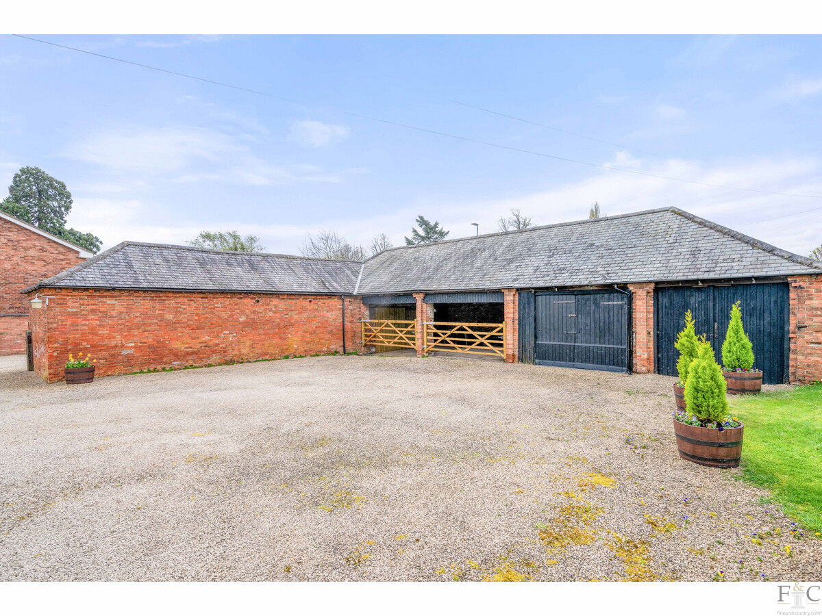 Detached House for sale with 4 bedrooms, Station Road, Countesthorpe Fine & Country