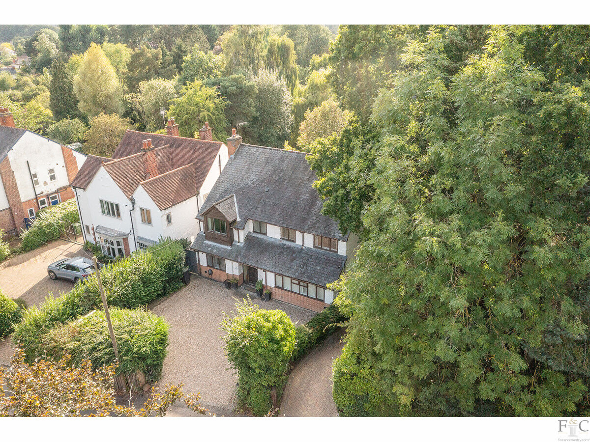 Detached House for sale with 4 bedrooms, Elms Road, Leicester Fine