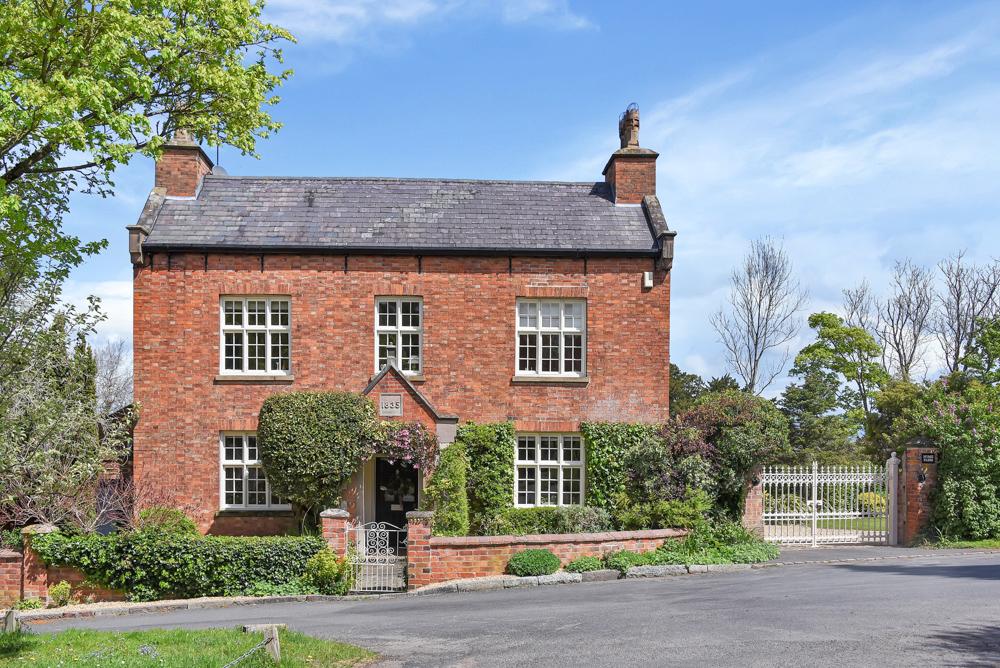 7 bedroom House for sale in Old Dalby