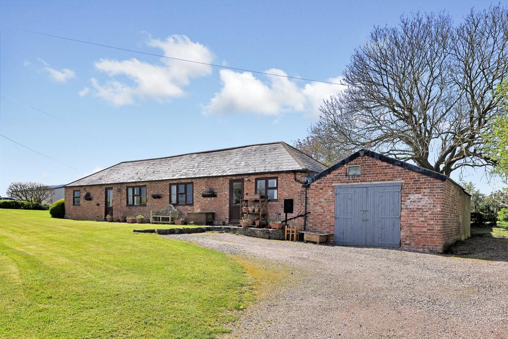 4 bedroom House for sale in Long Clawson