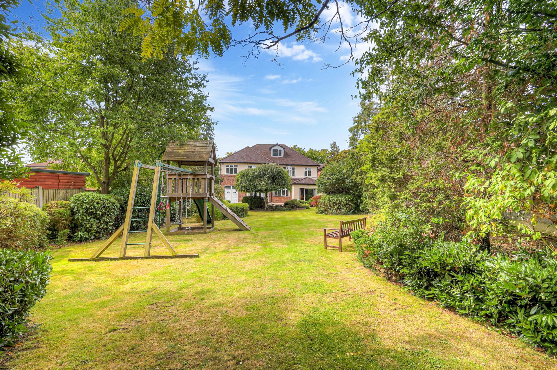 Detached House for sale with 6 bedrooms, Lee Grove, Chigwell Fine