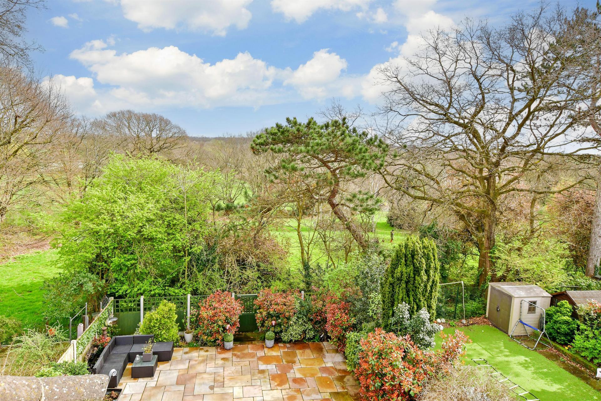 SemiDetached House for sale with 5 bedrooms, Rous Road, Buckhurst Hill