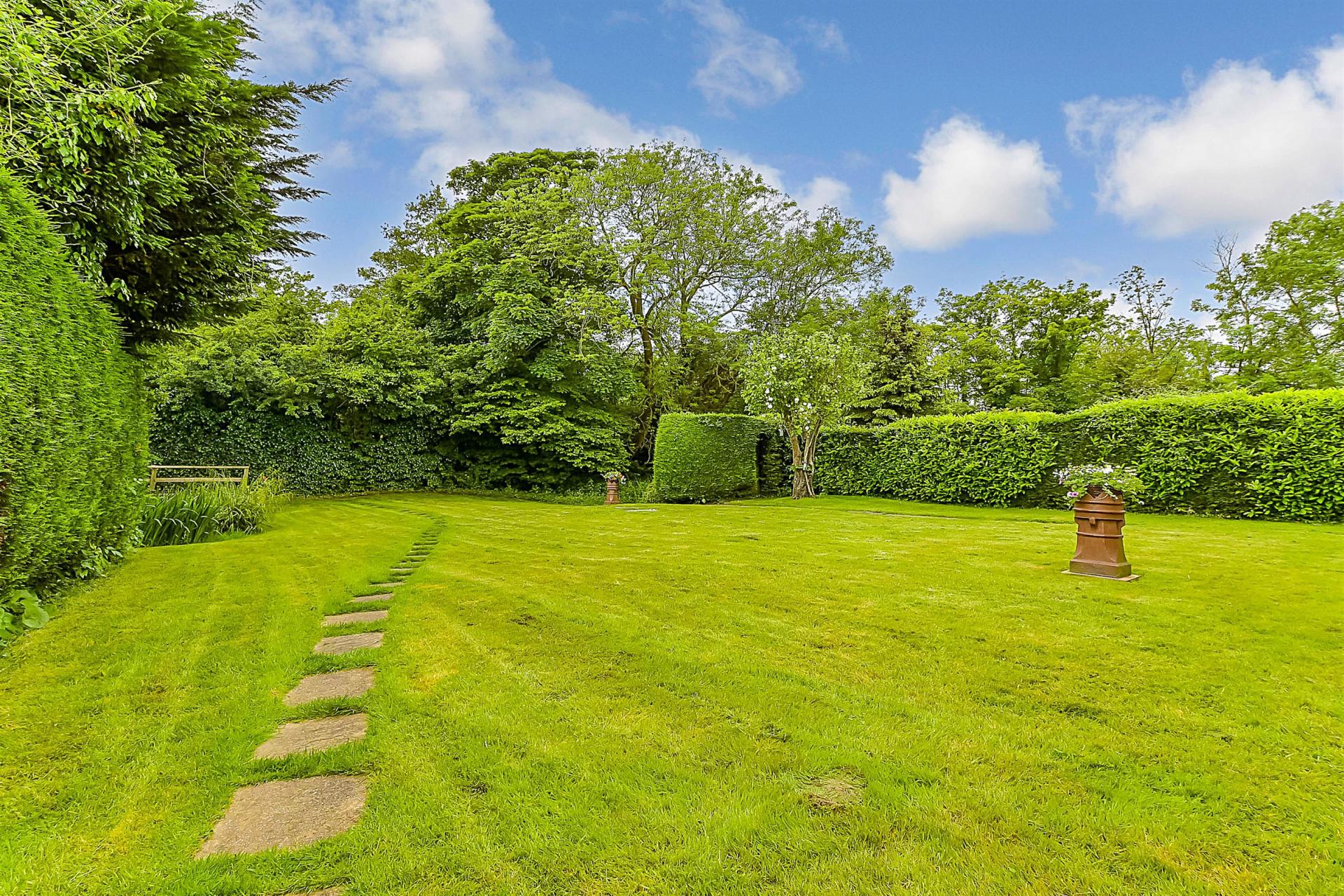Detached Bungalow for sale with 4 bedrooms, Epping Long Green, Epping