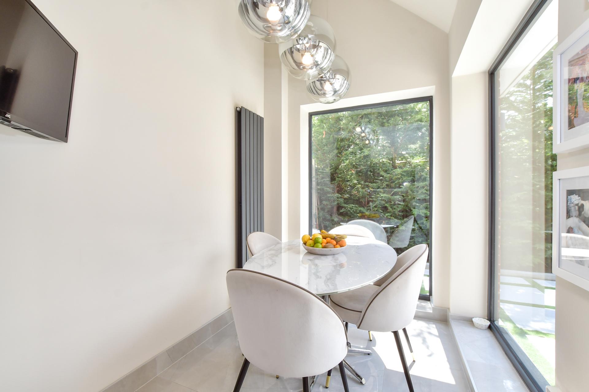 SemiDetached House for sale with 3 bedrooms, Station Road, Chigwell Fine & Country