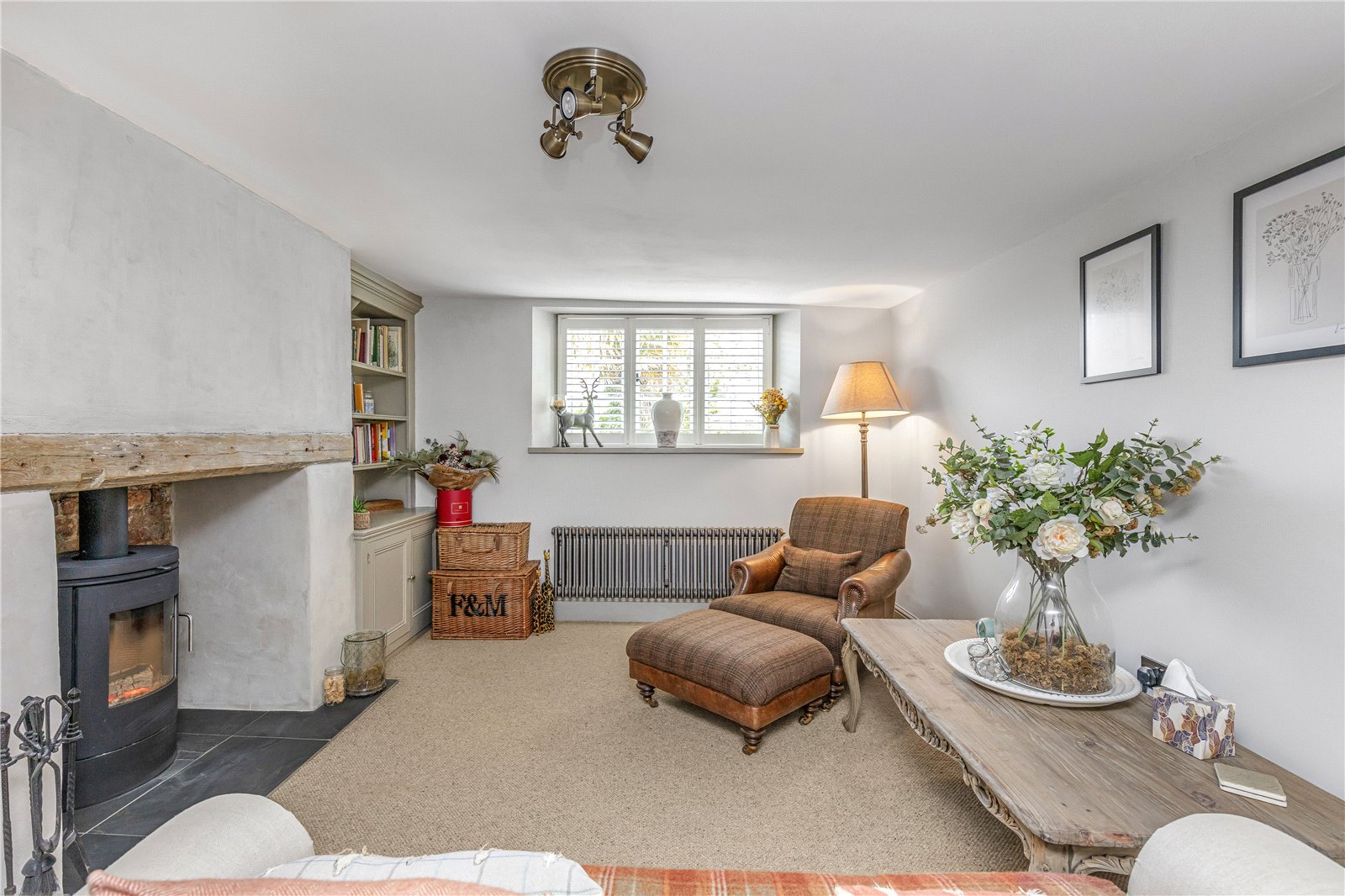 Detached House for sale with 6 bedrooms, Farm Lane, Nutbourne Fine