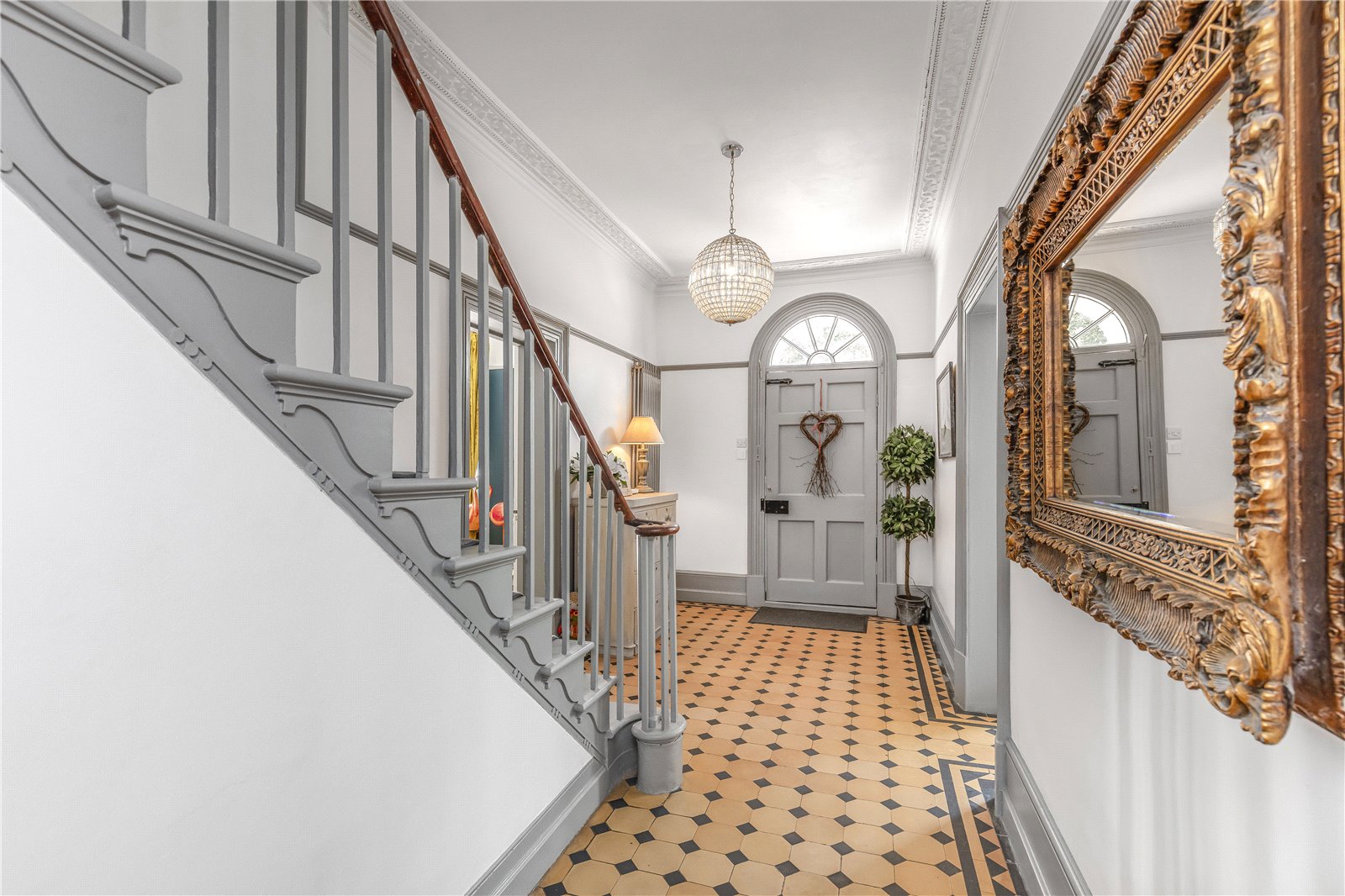 Detached House for sale with 6 bedrooms, Farm Lane, Nutbourne Fine