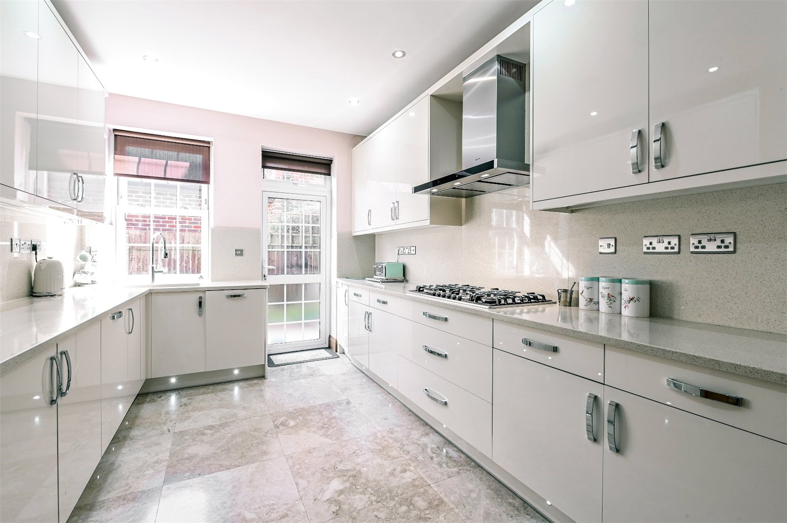 Detached House for sale with 6 bedrooms, High Beeches, Gerrards Cross