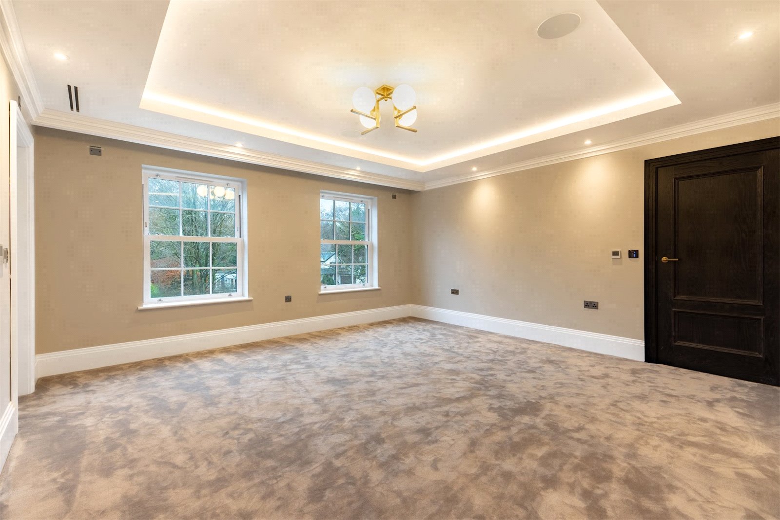 Detached House for sale with 7 bedrooms, Valley Way, Gerrards Cross Fine & Country