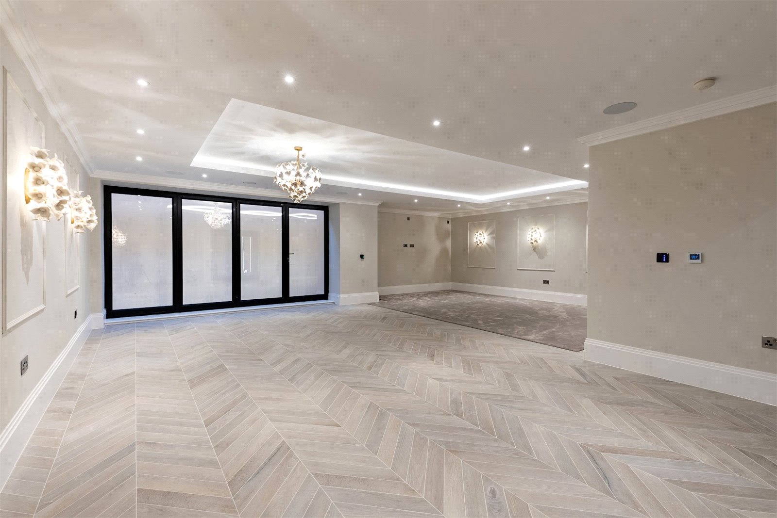 Detached House for sale with 7 bedrooms, Valley Way, Gerrards Cross Fine & Country