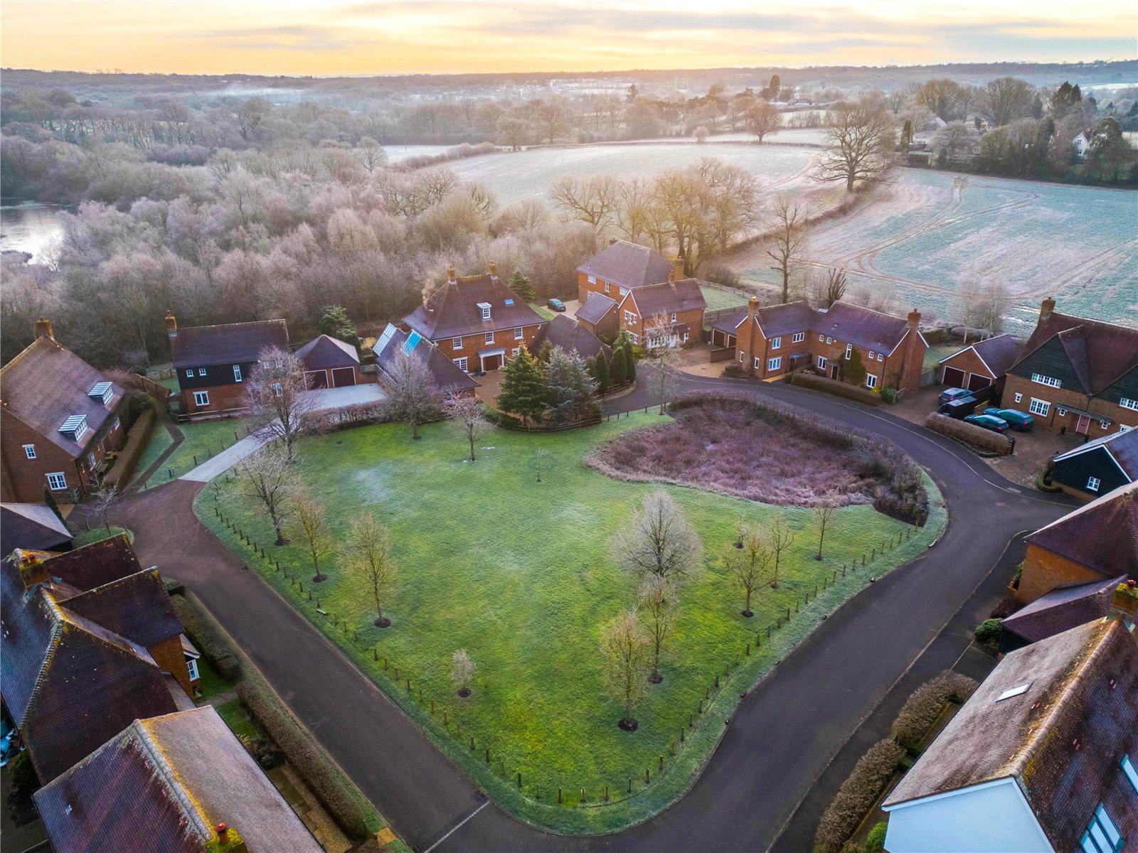 Detached House for sale with 6 bedrooms, Mulberry Place, Newdigate