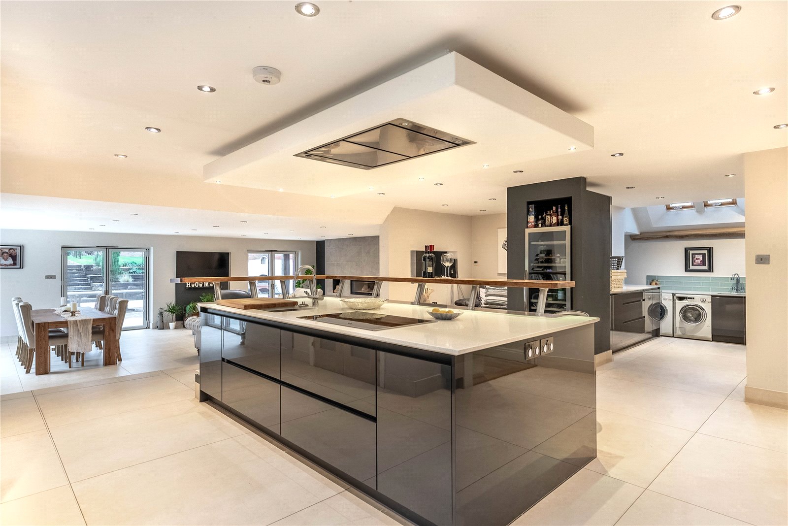 Detached House for sale with 6 bedrooms, Wonersh Common, Wonersh Fine