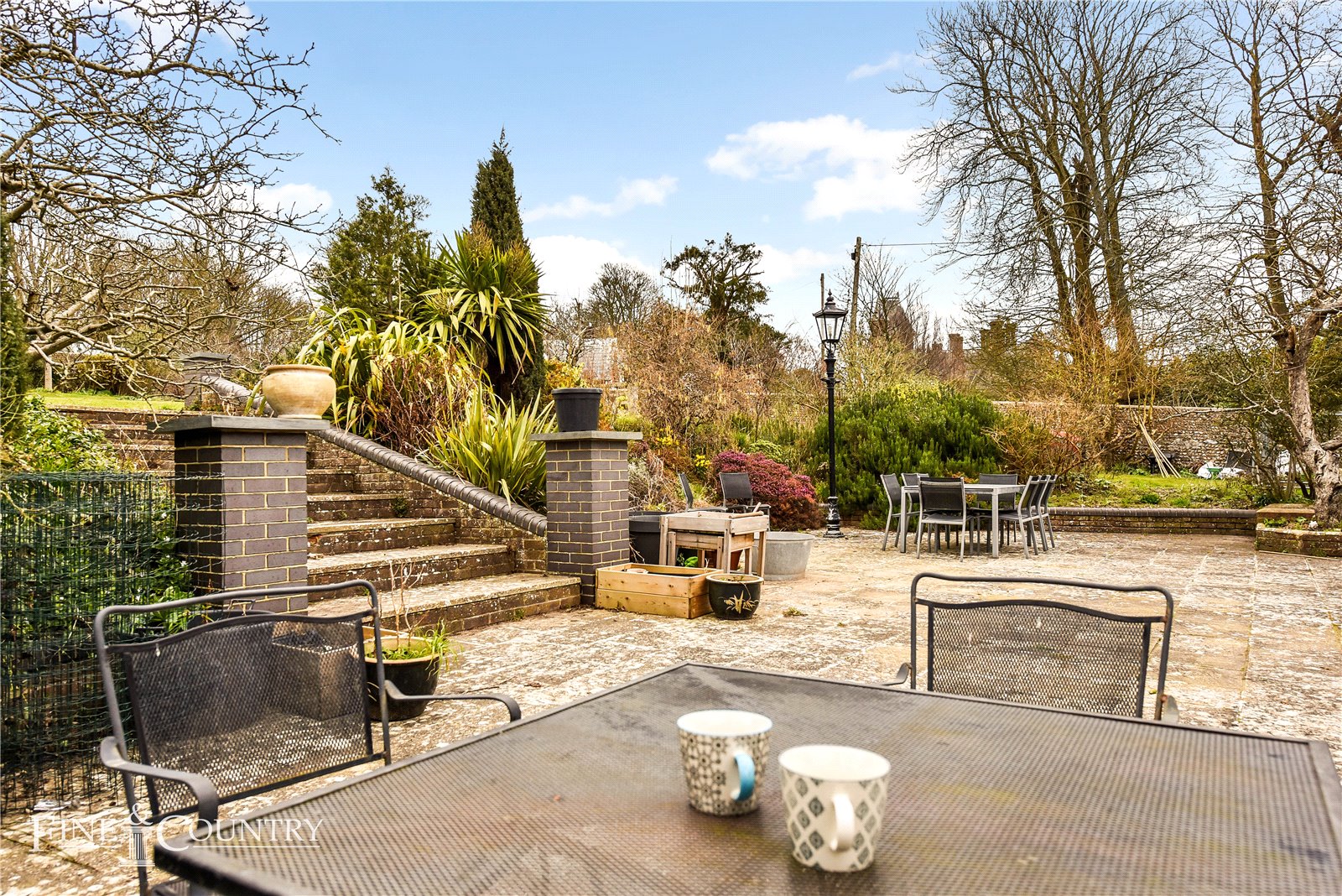 Detached House for sale with 6 bedrooms, Church Lane, Sompting Fine