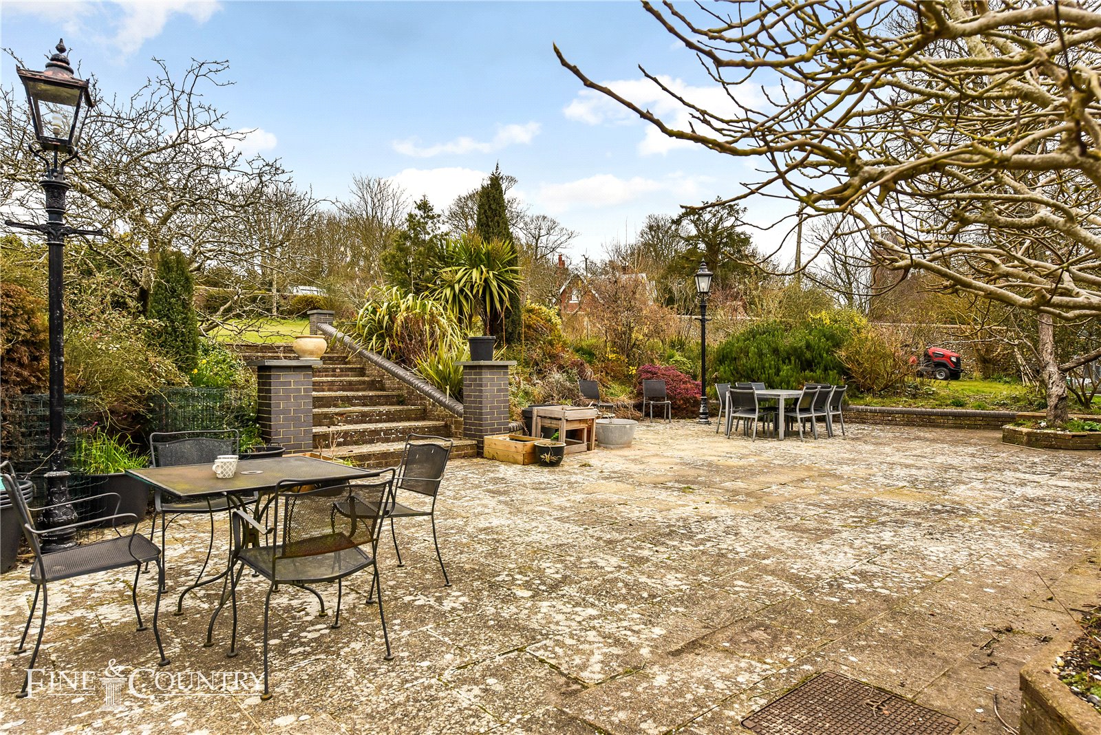 Detached House for sale with 6 bedrooms, Church Lane, Sompting Fine