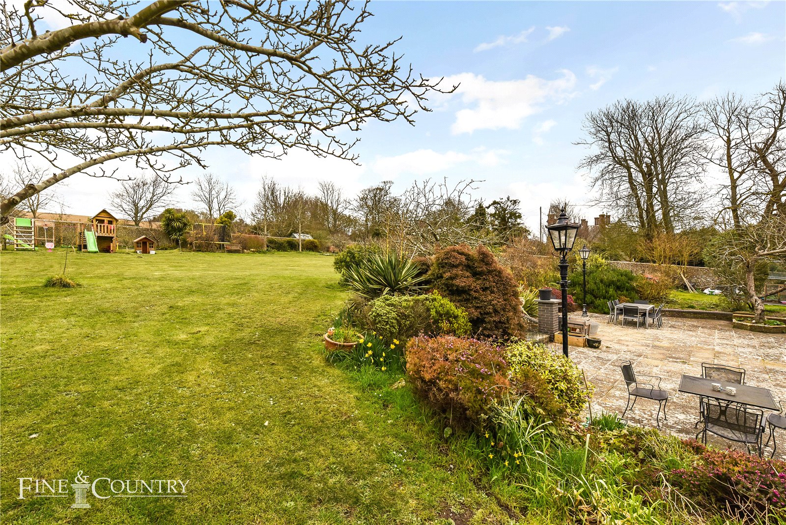 Detached House for sale with 6 bedrooms, Church Lane, Sompting Fine