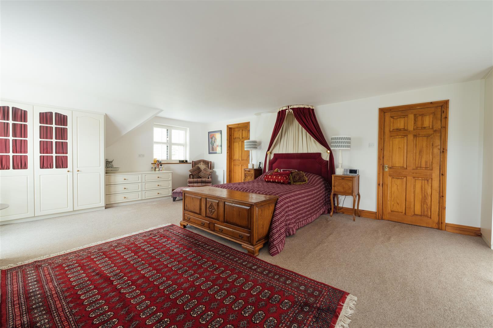 Detached House for sale with 5 bedrooms, Church End, Milton Bryan