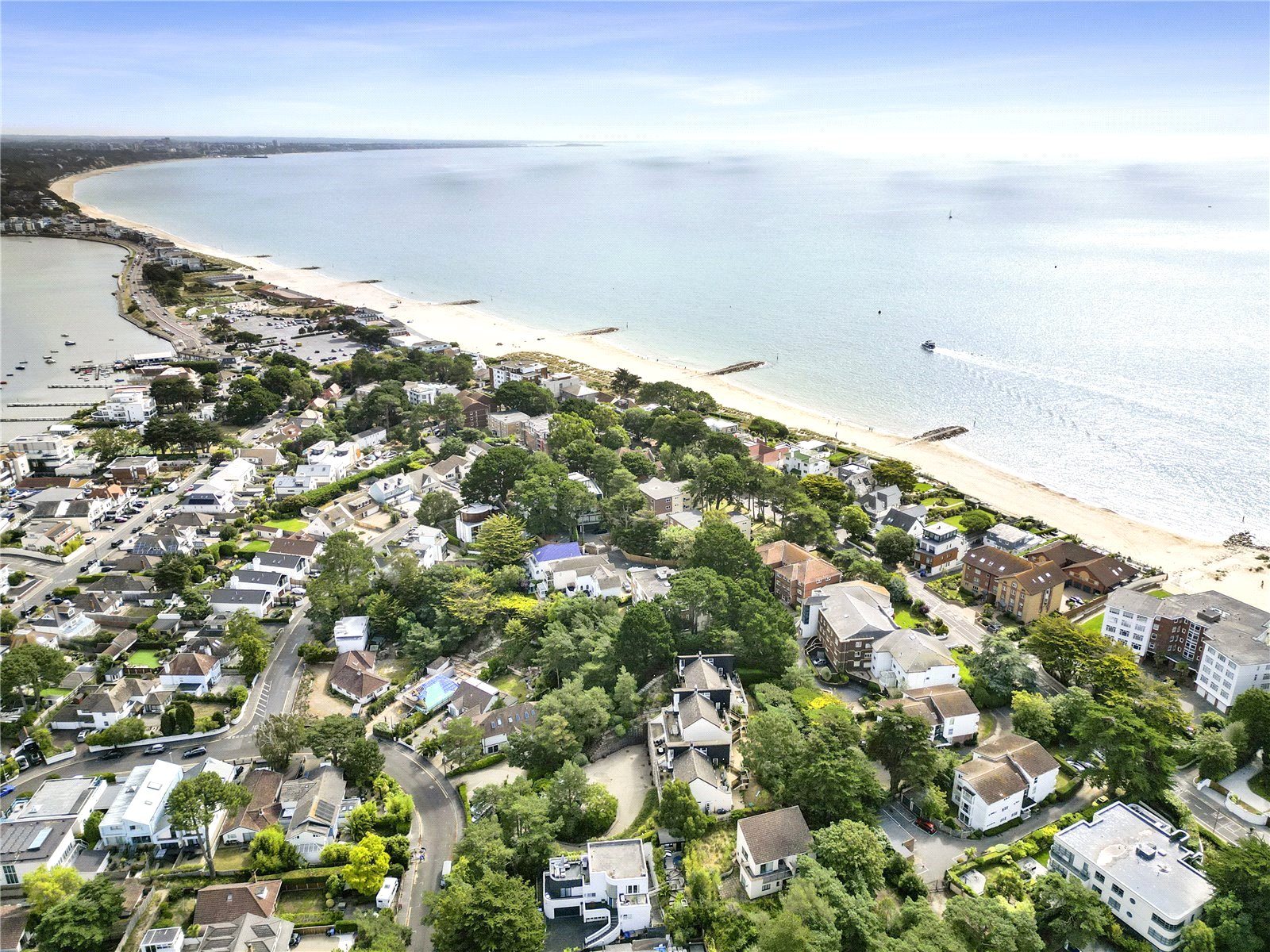Apartment for sale with 3 bedrooms, Road, Sandbanks Fine