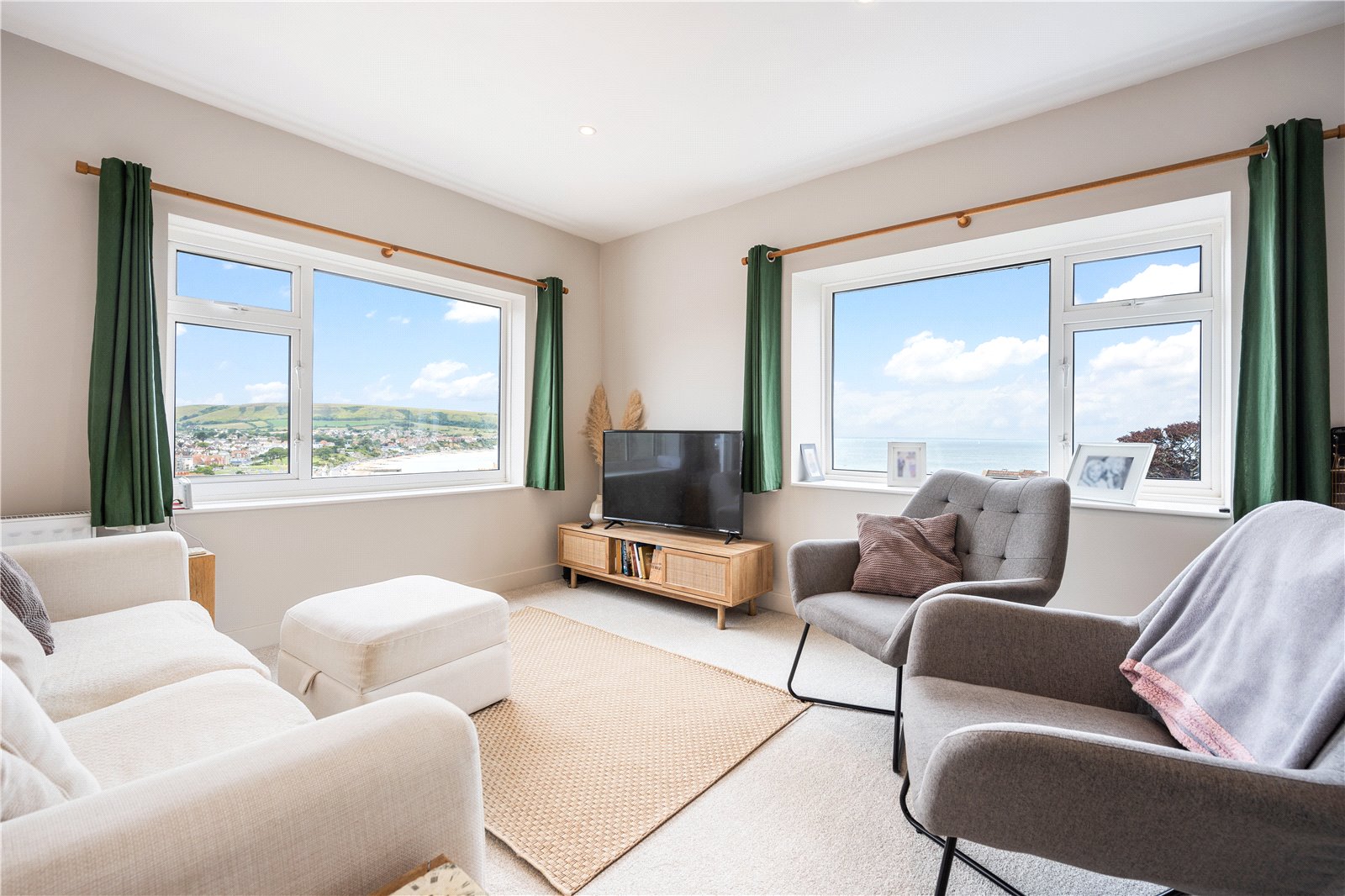 Penthouse for sale with 2 bedrooms, Grosvenor Road, Swanage | Fine ...