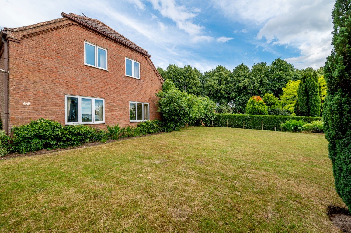 4 bedroom Detached House for sale in Kings Lynn