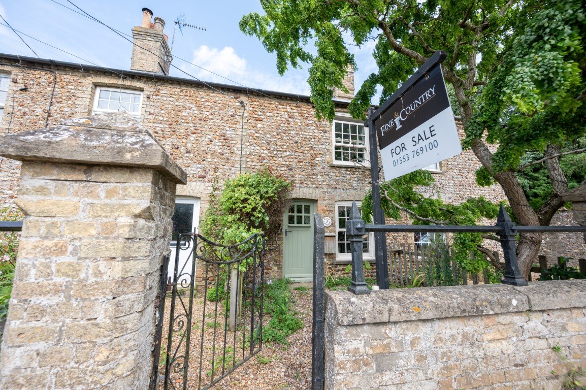 2 bedroom Terraced House for sale in Kings Lynn