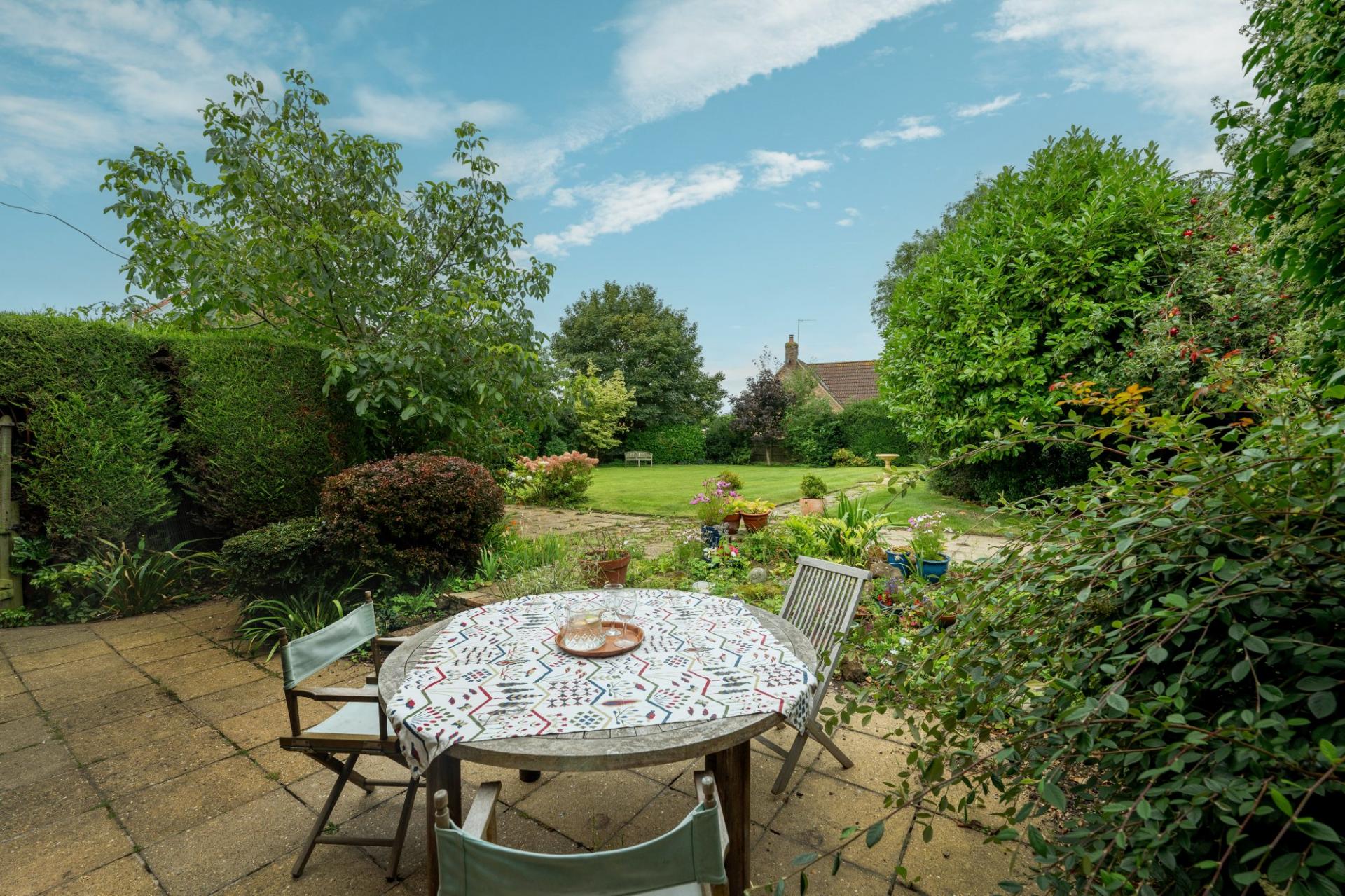 Detached House for sale with 5 bedrooms, South Wootton Fine & Country