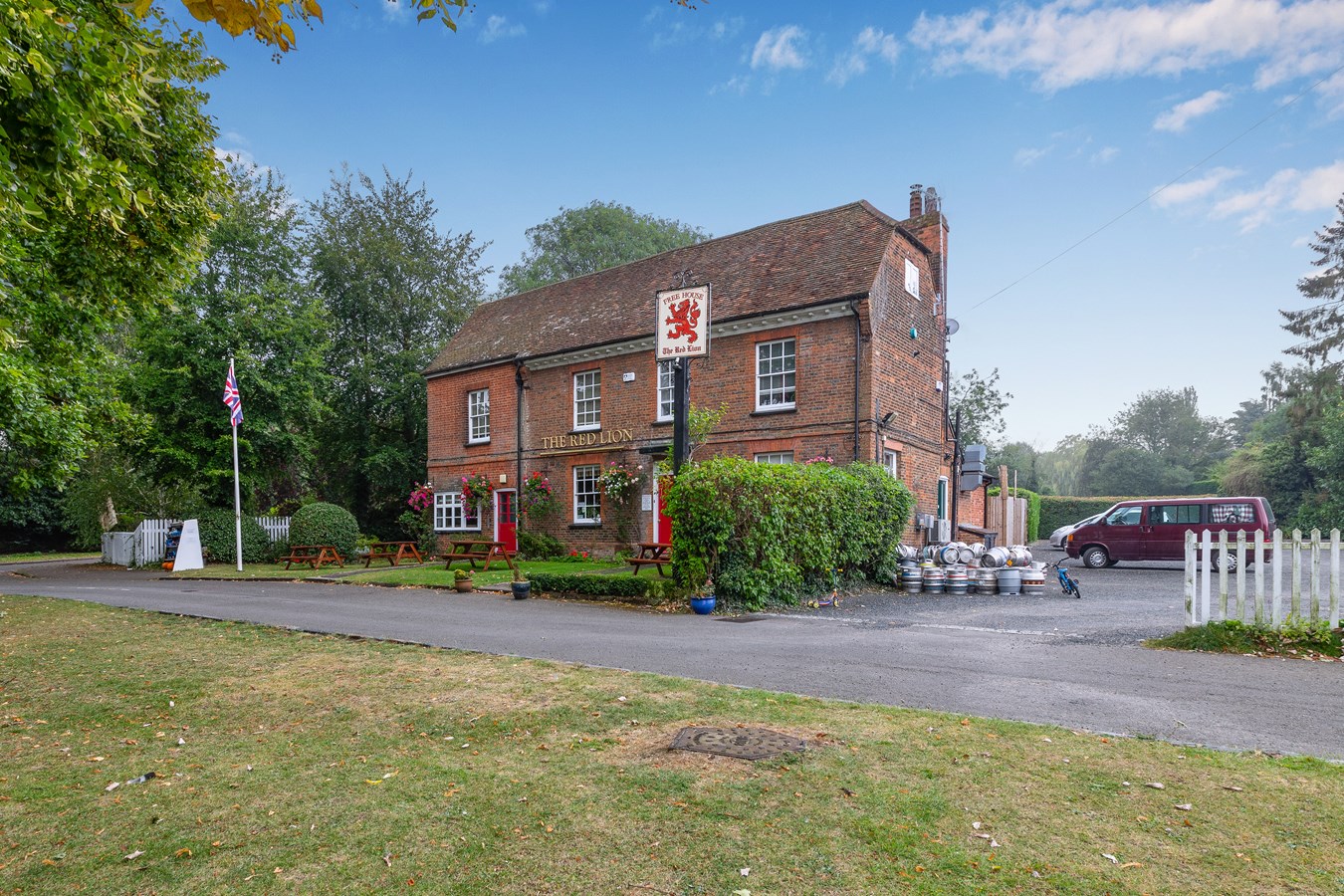 4 bedroom Cottage for sale in Hitchin