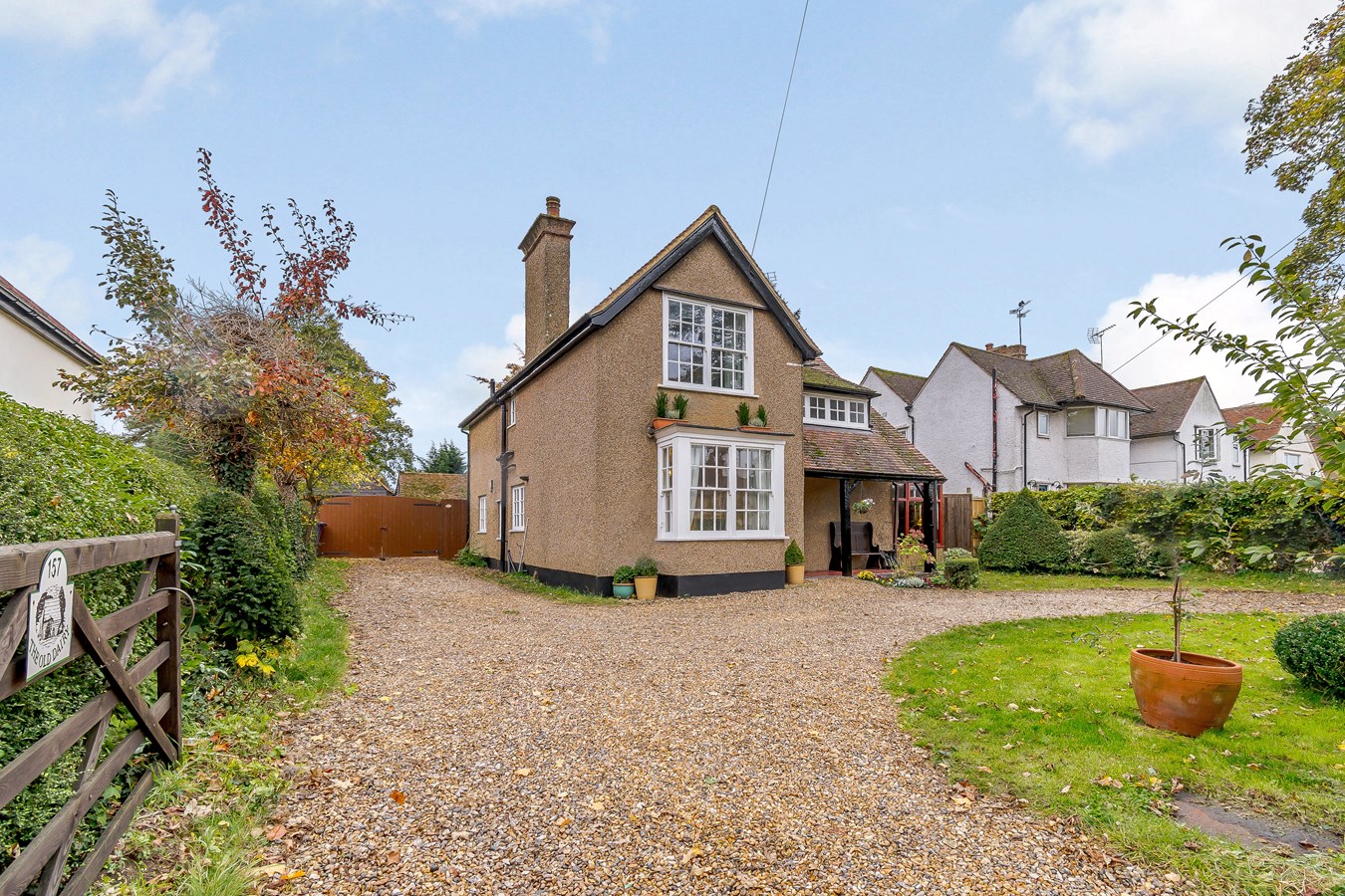 4 bedroom Detached House for sale in Letchworth Garden City