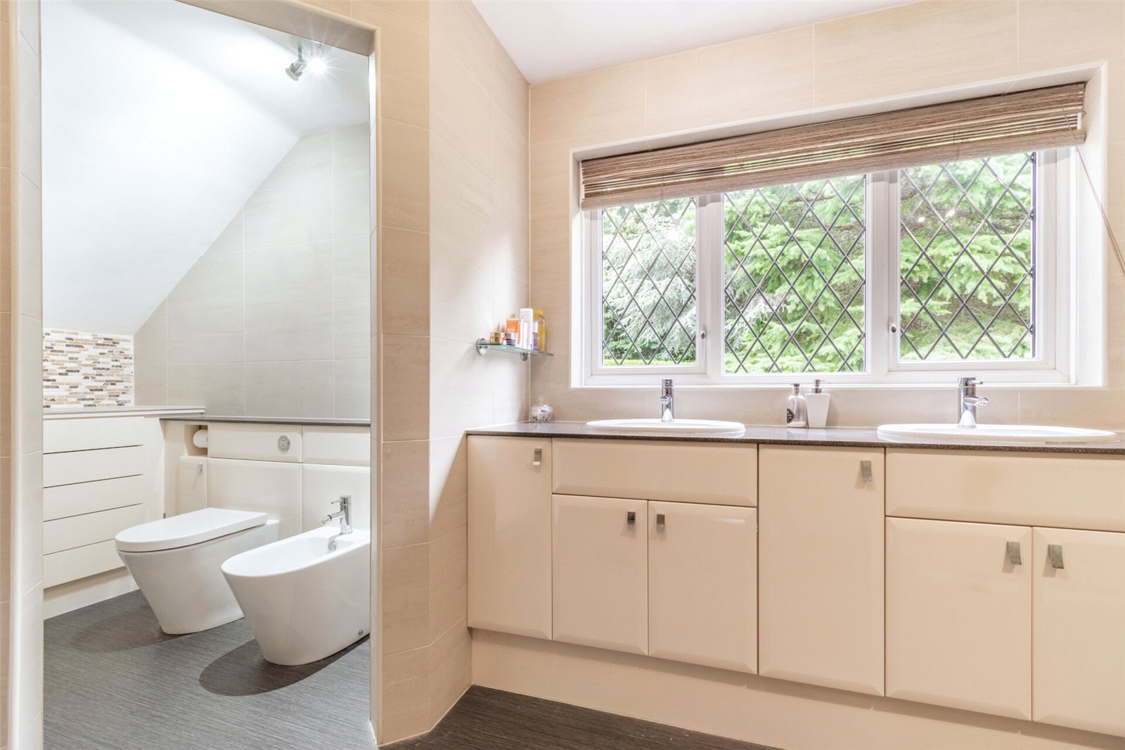 Equestrian for sale with 4 bedrooms, Rowhill Road, Wilmington Fine