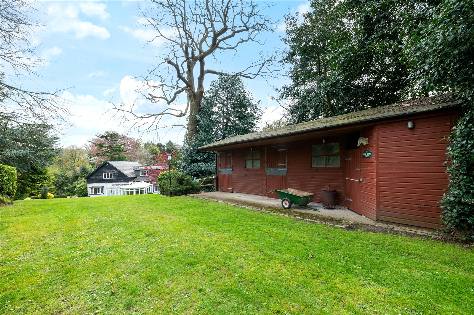 Equestrian for sale with 4 bedrooms, Rowhill Road, Wilmington Fine