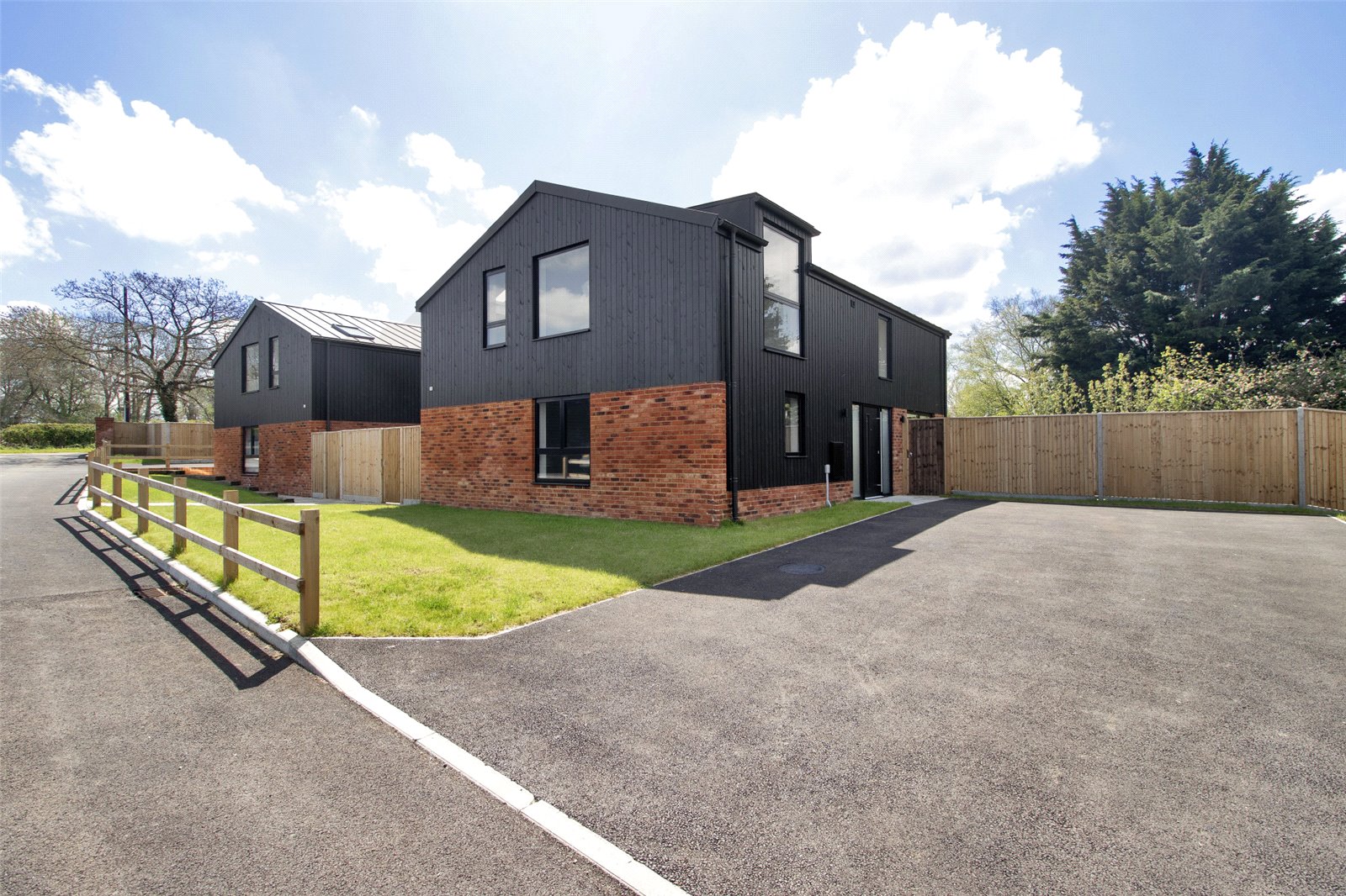 Detached House for sale with 4 bedrooms, Tumblefield Road, Stansted