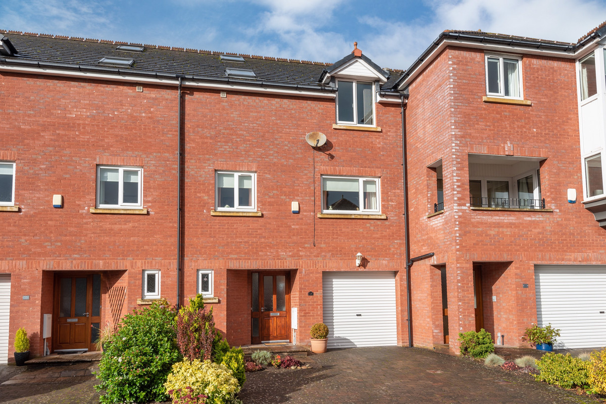 3 bedroom Terraced House for sale in Carlisle