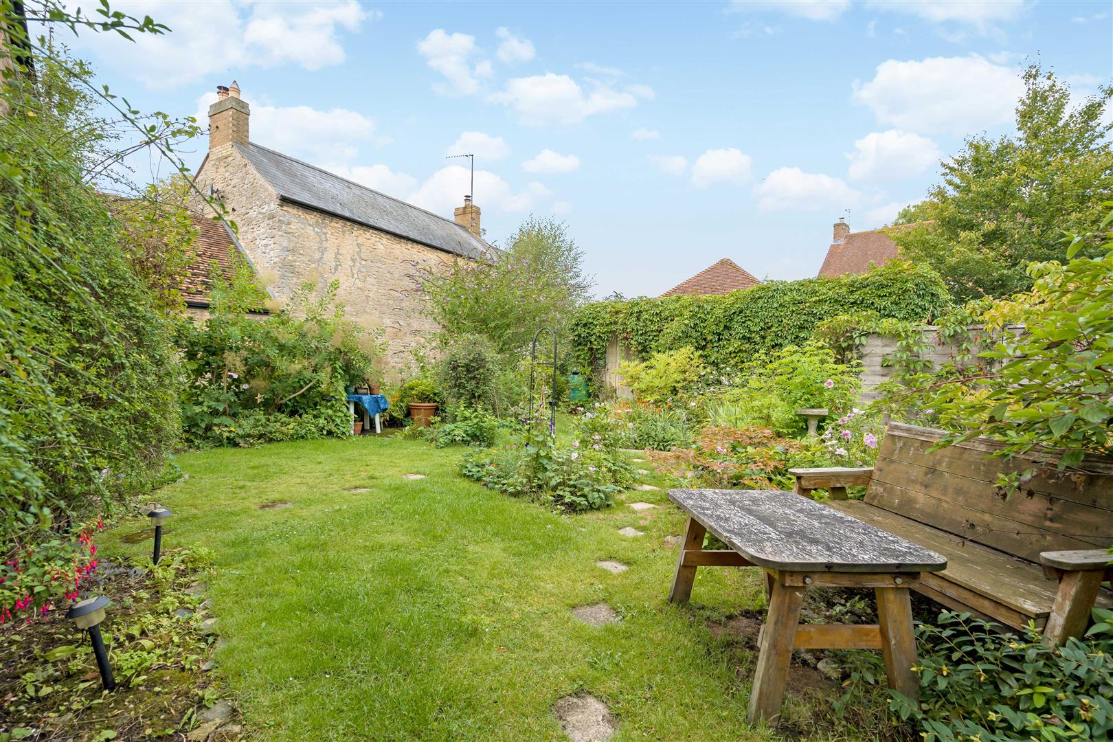 House for sale with 5 bedrooms, West End, Launton Fine & Country