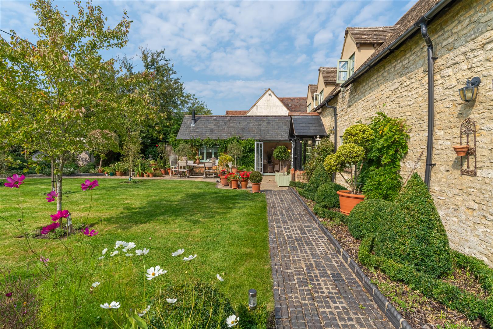 House for sale with 4 bedrooms, Ploughley Road, Lower Arncott Fine