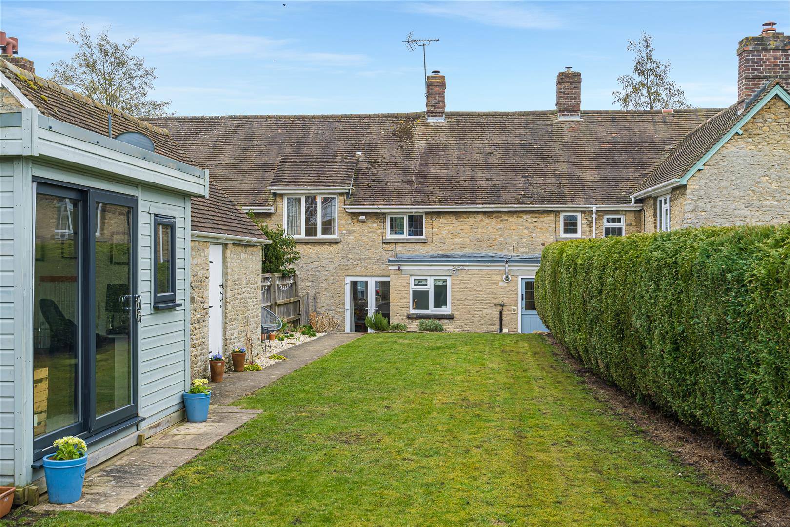 3 bedroom Cottage for sale in Stratton Audley