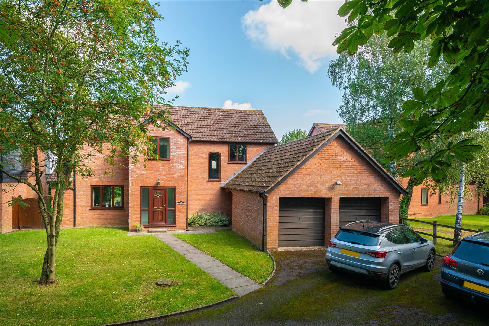 4 bedroom Detached House for sale in Marsh Gibbon