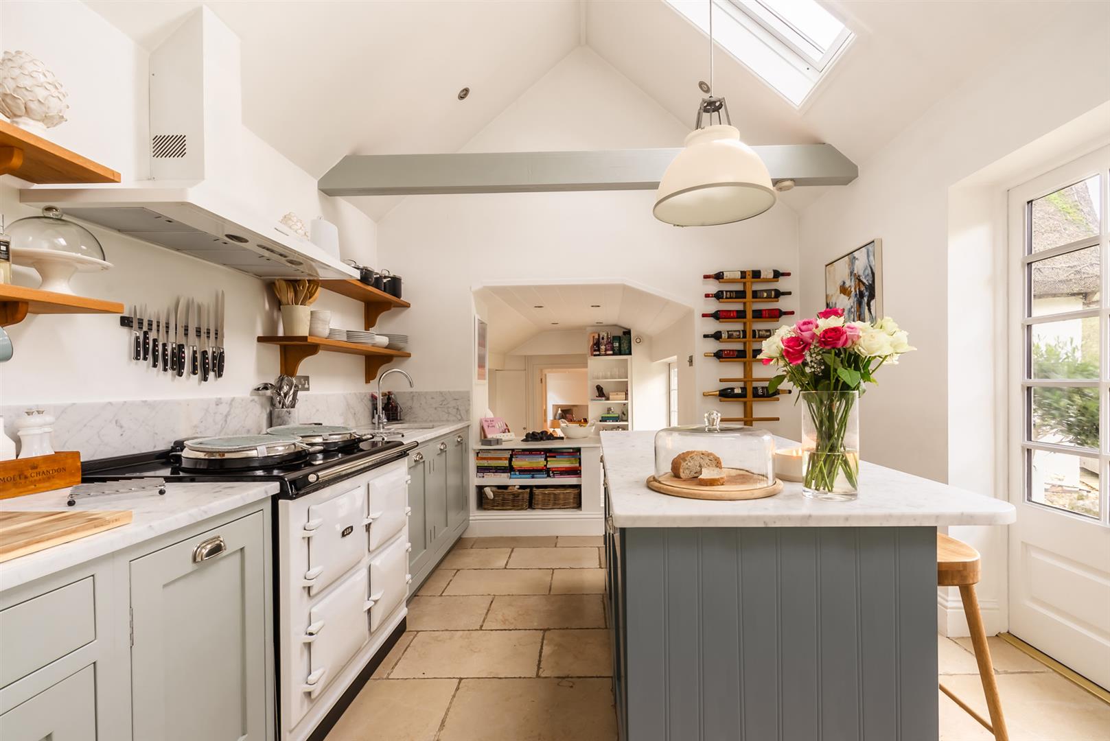 Character Property for sale with 3 bedrooms, Yew Tree Cottage, Weedon