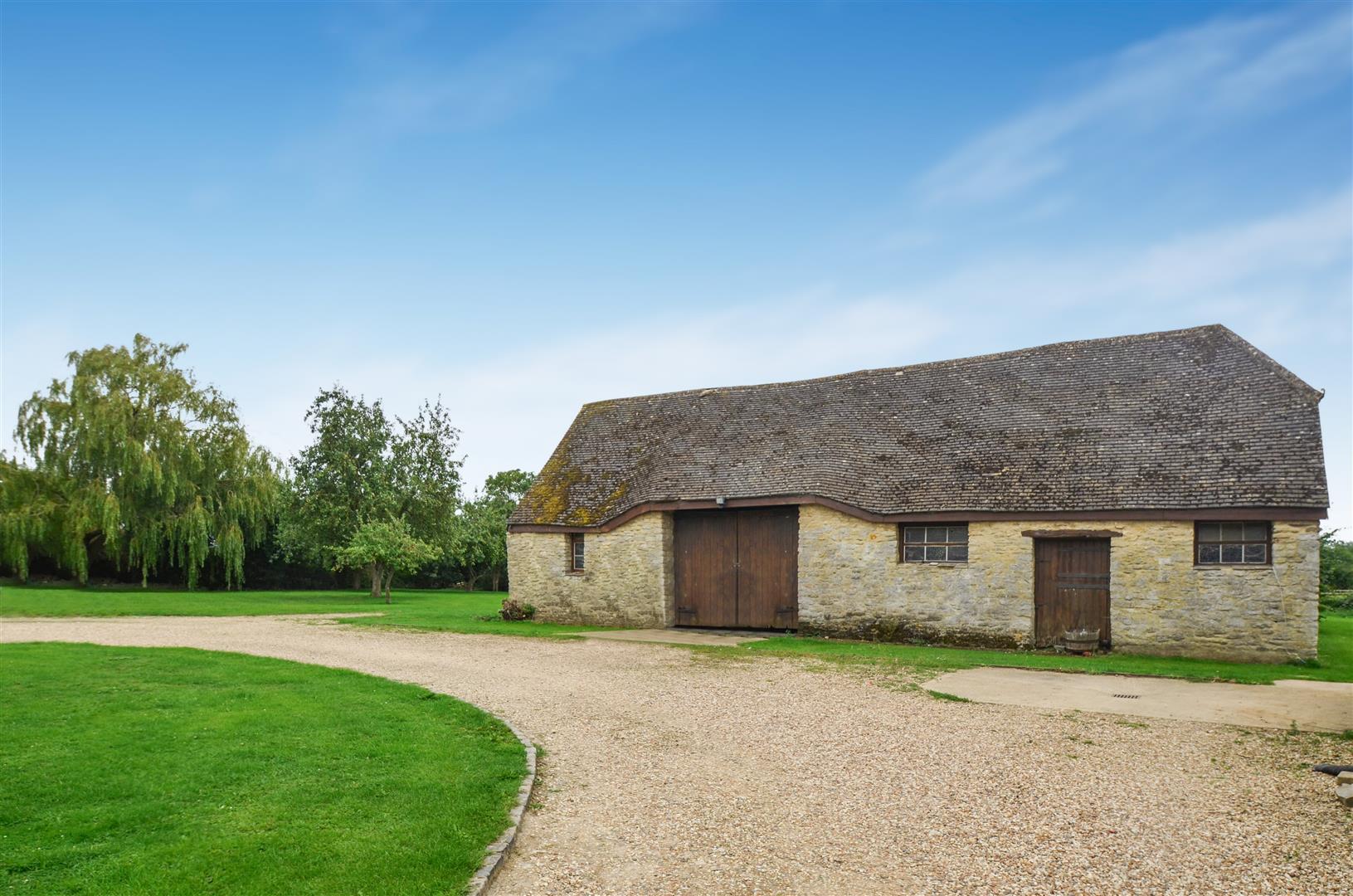 3 bedroom Barn Conversion for sale in Bicester
