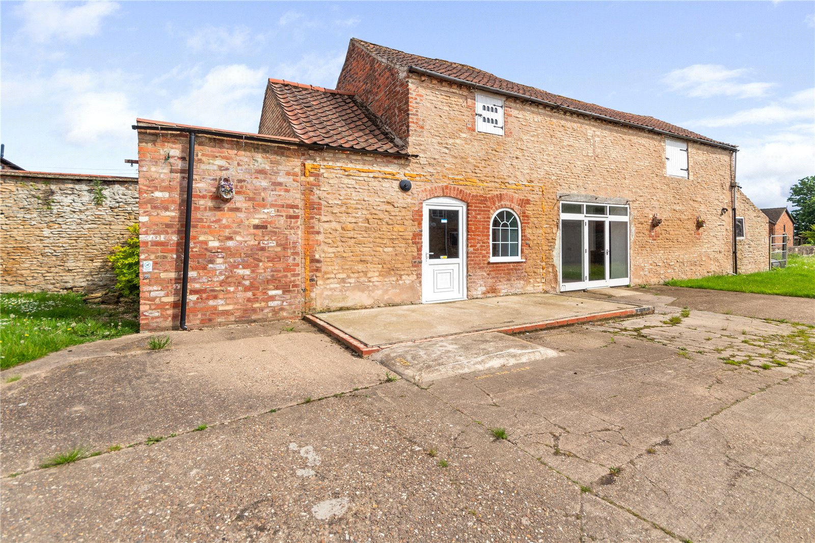 Detached House for sale with 4 bedrooms, Park Street, Winterton Fine & Country