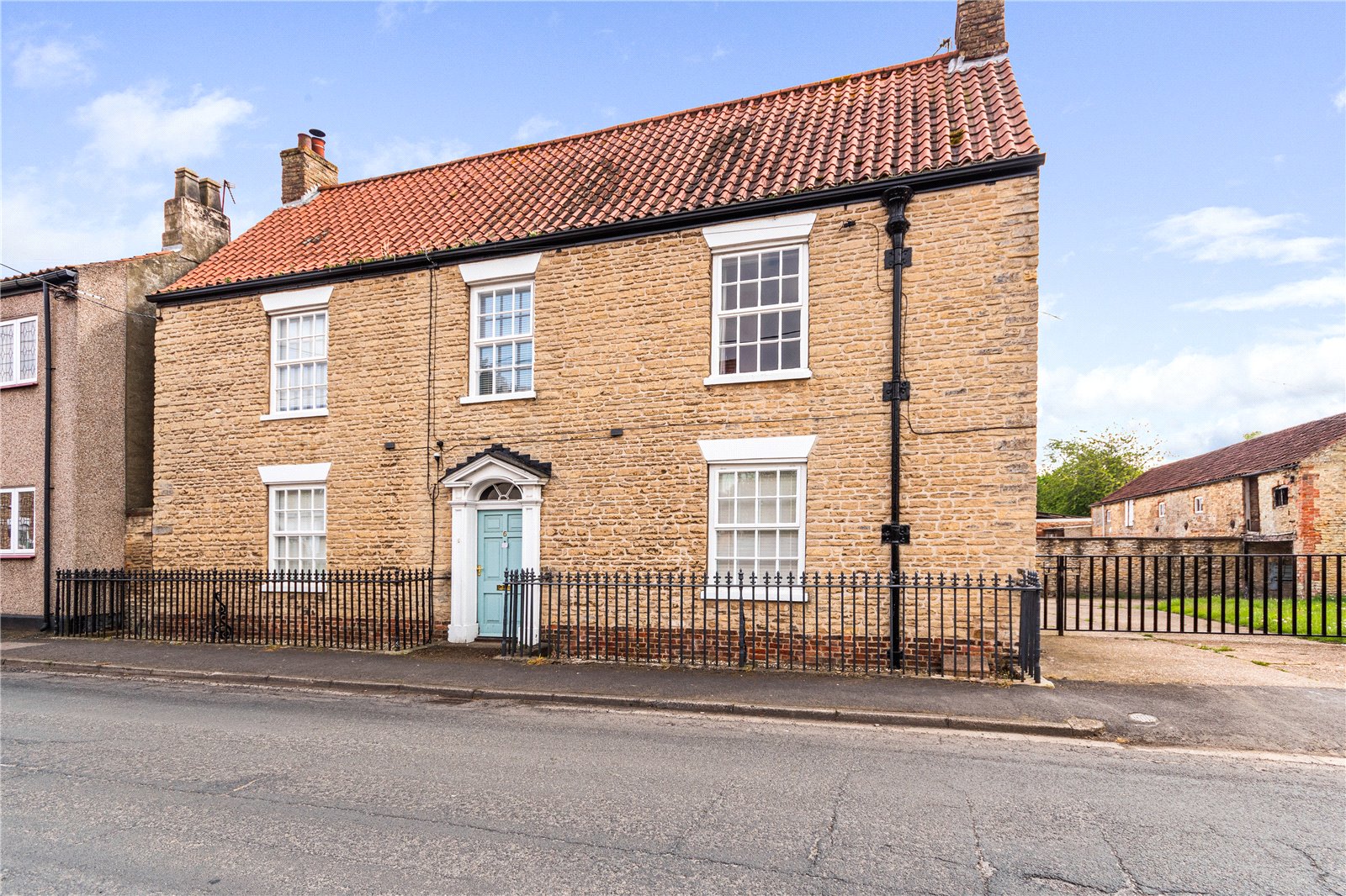 Detached House for sale with 4 bedrooms, Park Street, Winterton Fine & Country