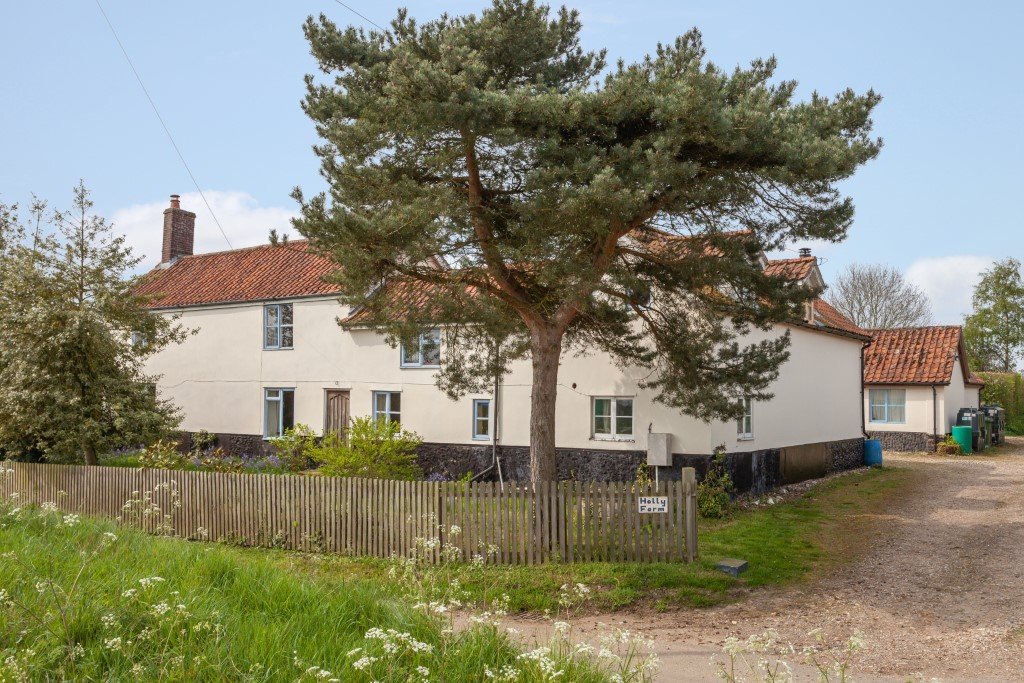 4 bedroom Detached House for sale in Thetford