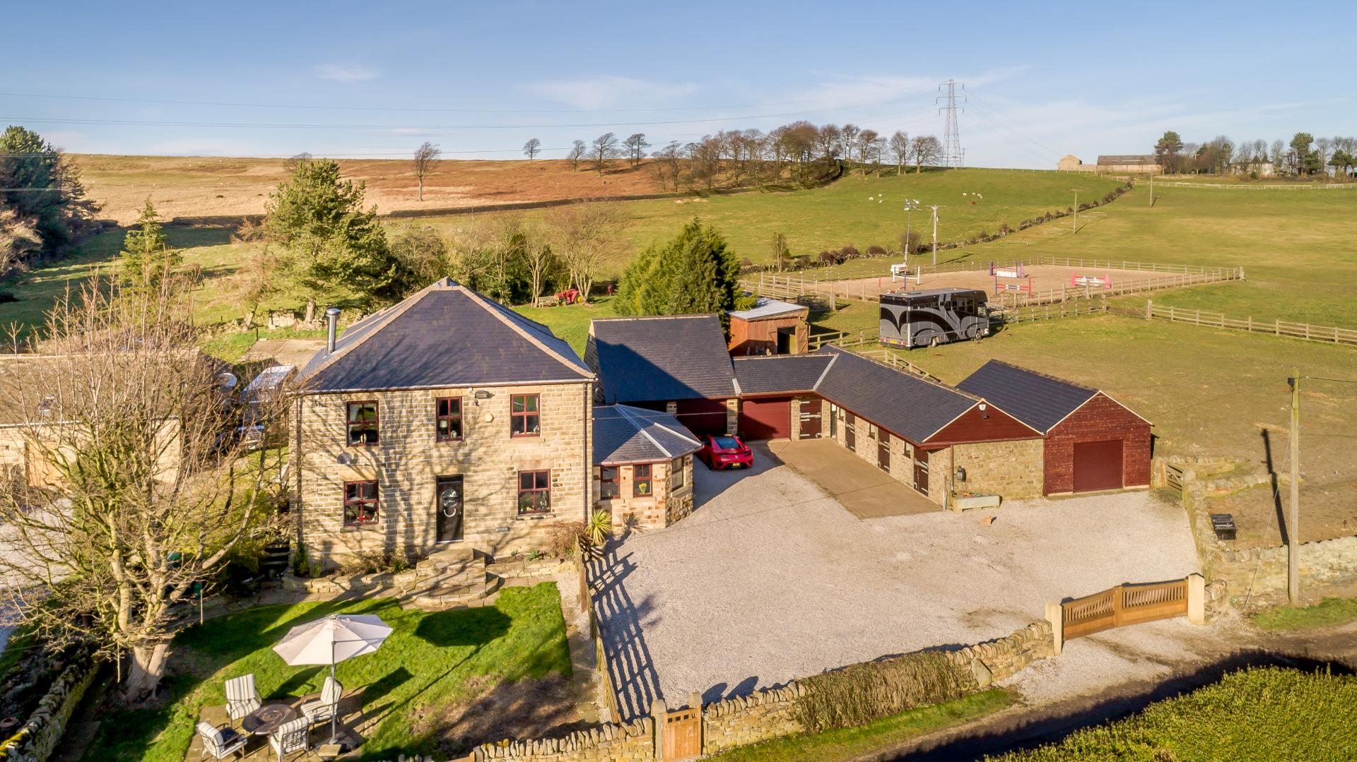 4 bedroom Farm House for sale in Sheffield