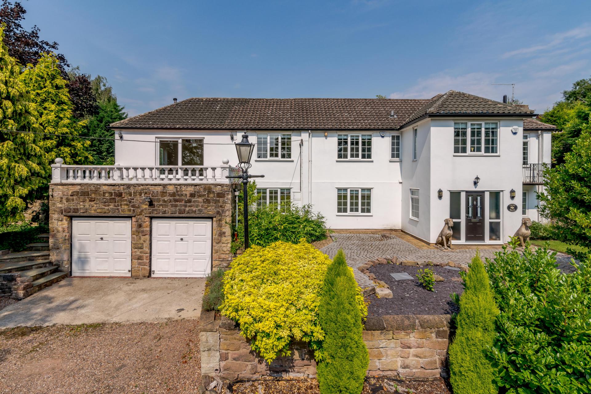 5 bedroom Detached House for sale in Rotherham