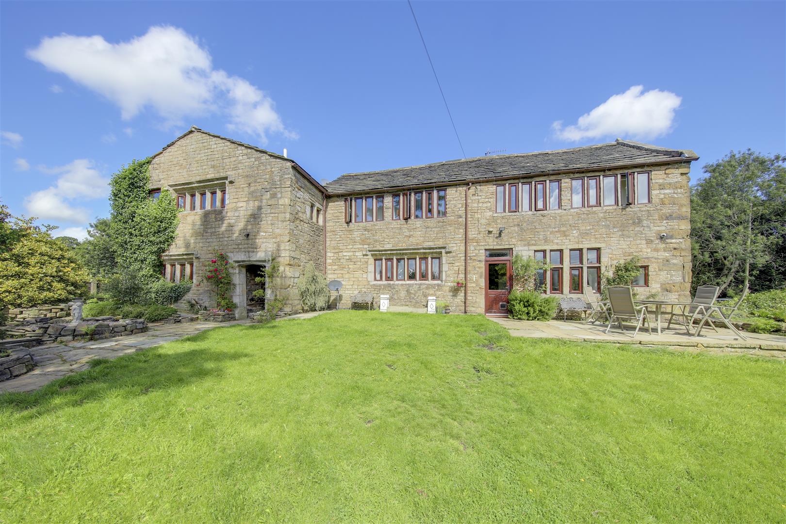 4 bedroom Detached House for sale in Bacup