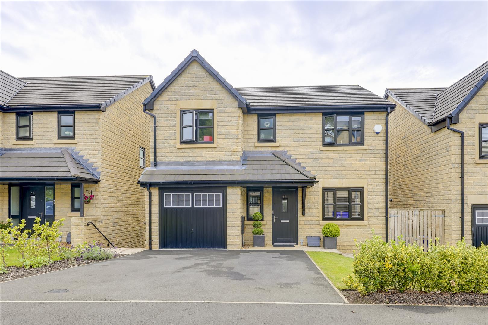 Detached House for sale with 5 bedrooms, Oaklands Drive, Rawtenstall ...