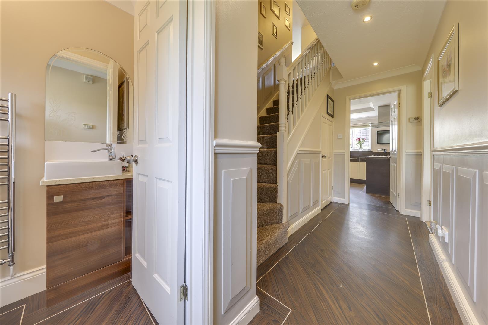 Detached House for sale with 5 bedrooms, Alden Close, Helmshore Fine