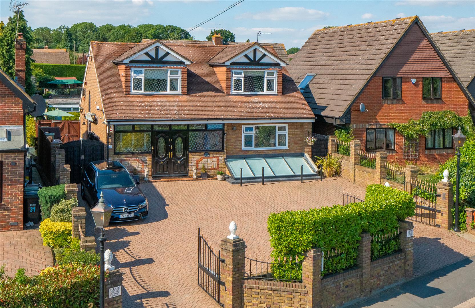 4 bedroom Chalet for sale in St Albans