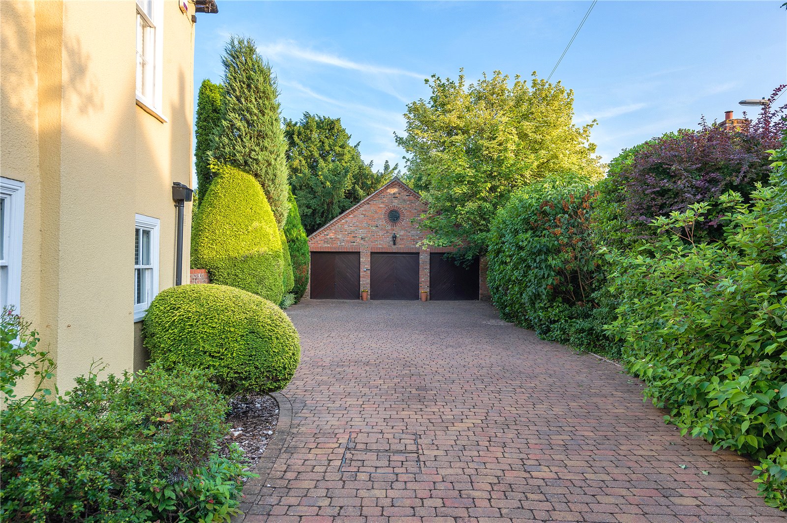 Detached House for sale with 7 bedrooms, Church Street, Buckden Fine