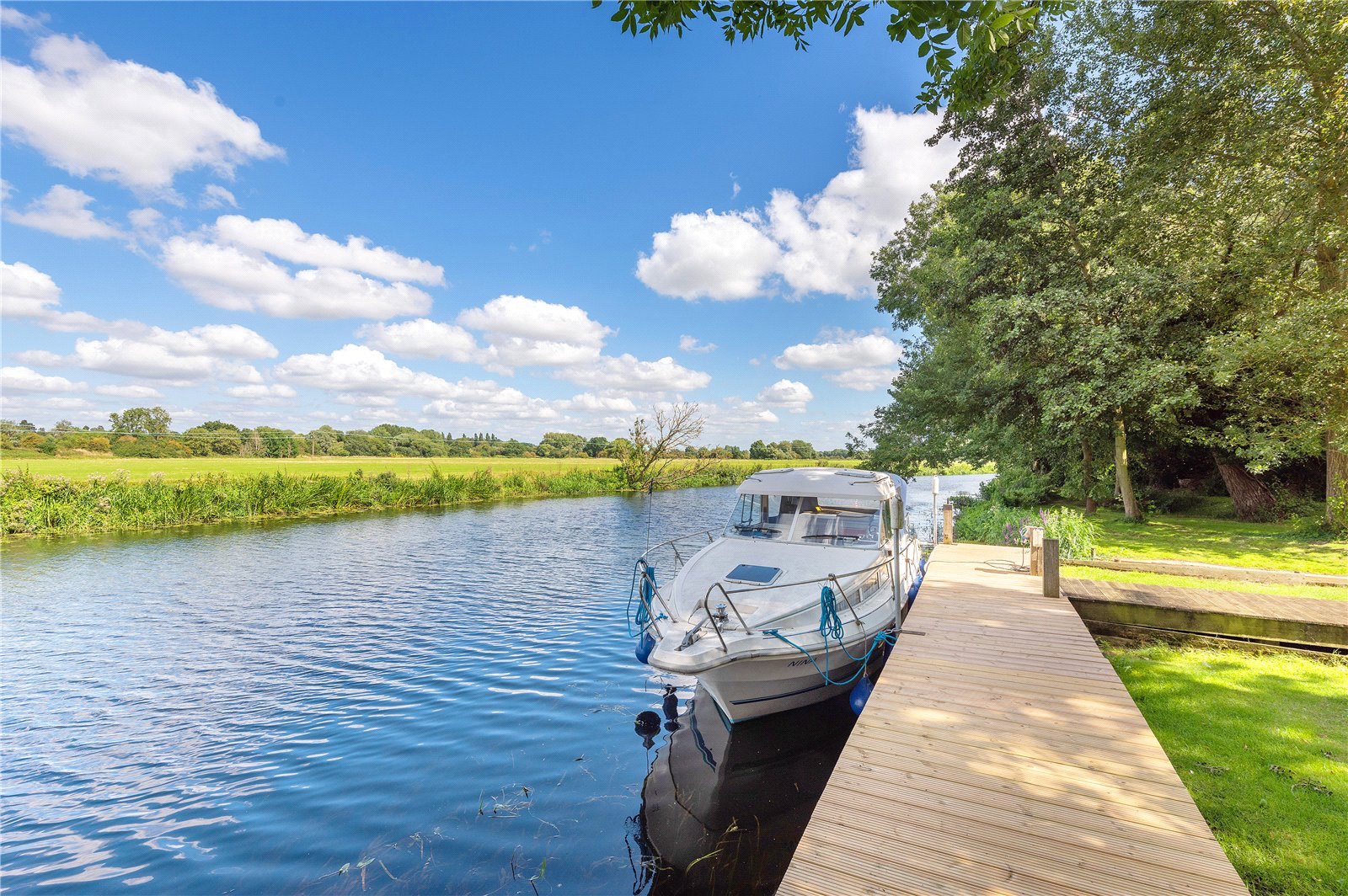 Detached House for sale with 6 bedrooms, Common Lane, Hemingford Abbots