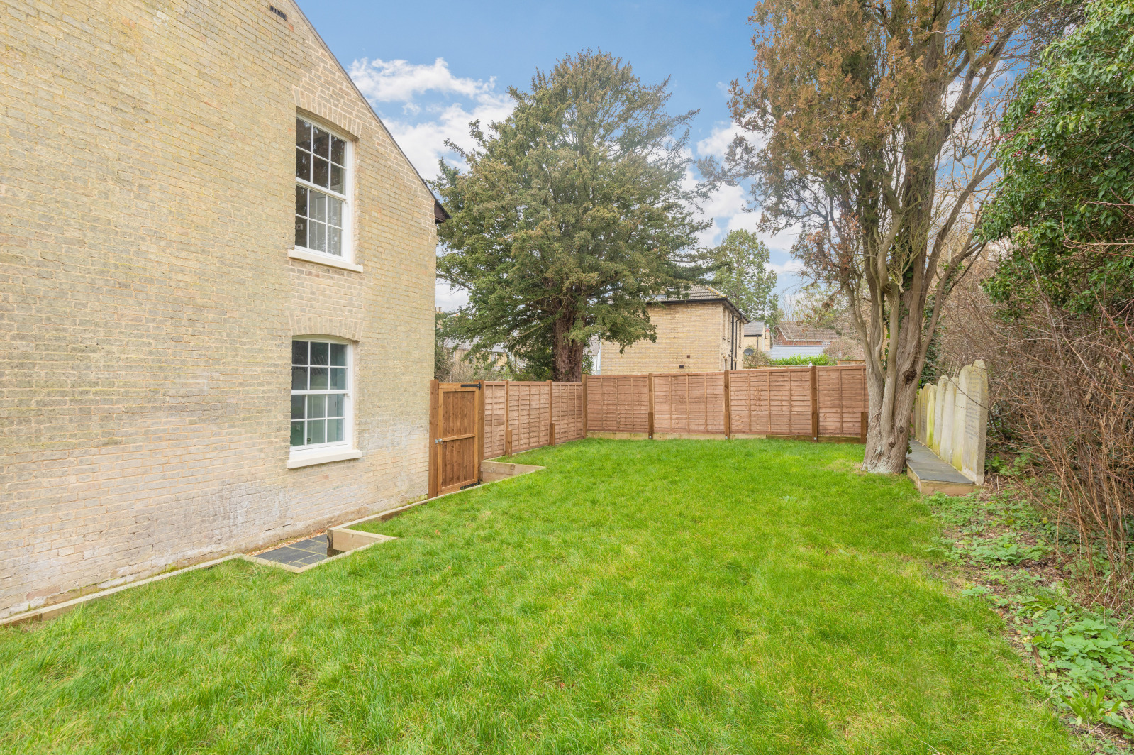 Detached House for sale with 4 bedrooms, Ermine Street, Caxton Fine & Country