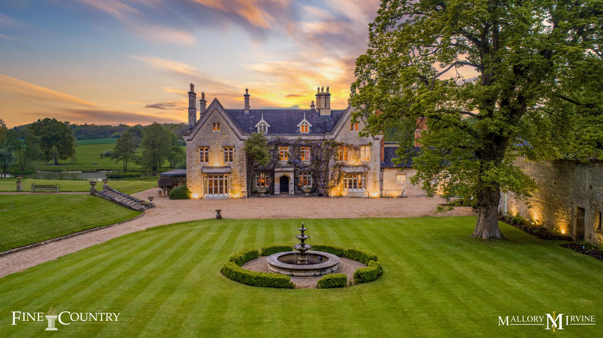 9 bedroom Detached House for sale in Kettering